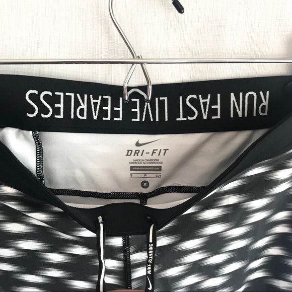 Nike Dry-Fit leggings! - Picture 7 of 8